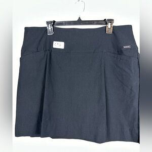S. C  & C , O x x large black skorts midi  19” waist 19-1/2 length  preowned